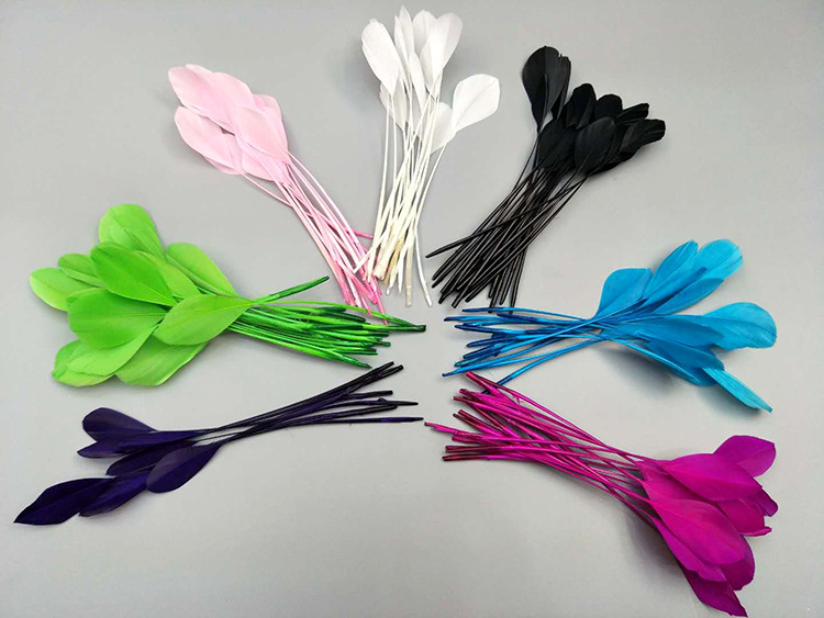 The manufacturer wholesales a large quantity of materials for decorative accessories such as large, colorful feather corsages and head flowers made of goose feathers pic 29