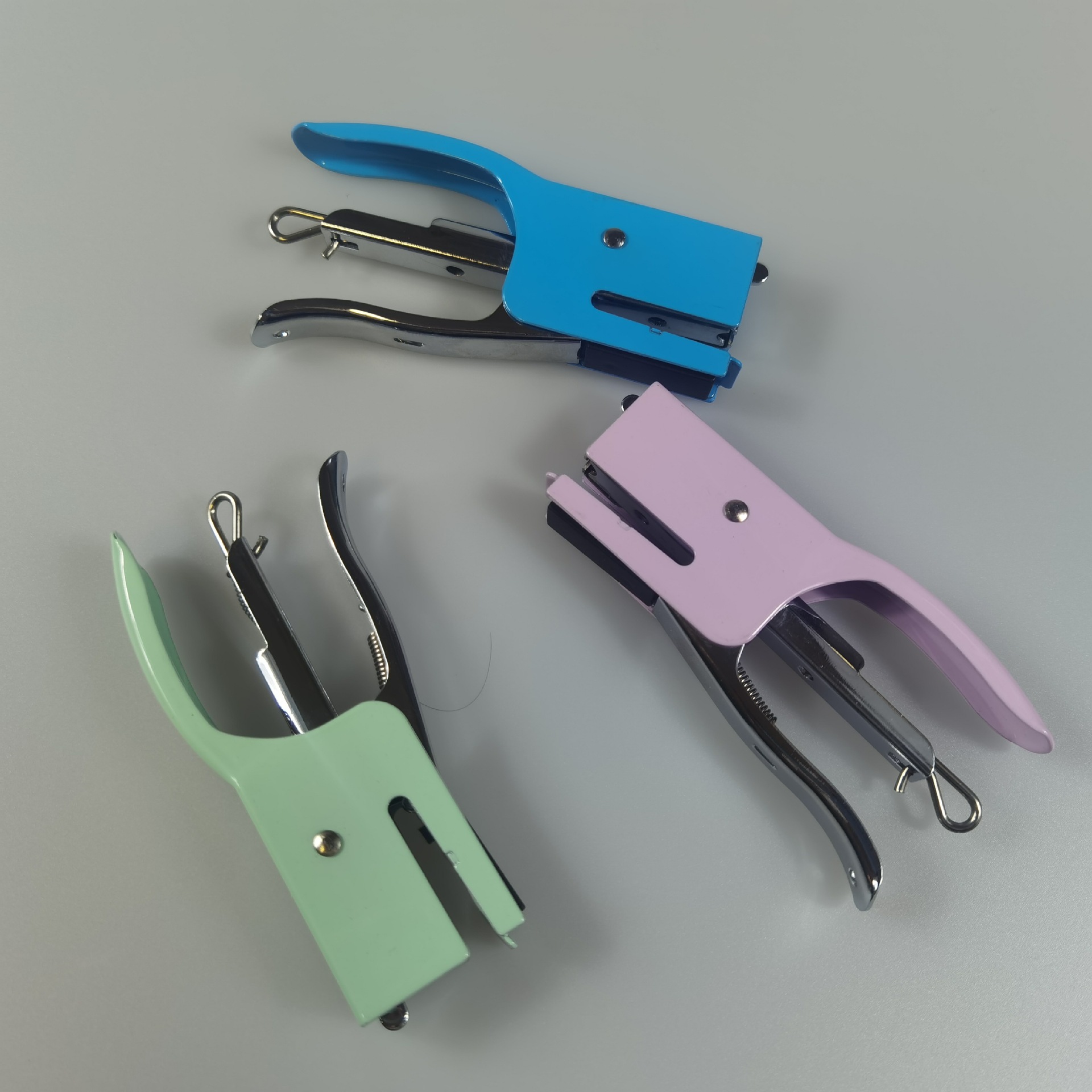 Macaron-colored metal hand-held stapler No. 10, labor-saving takeout packaging stapler, small office stapler pic 3