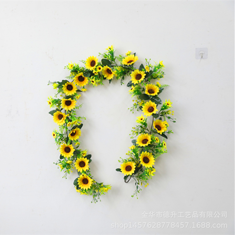 Desheng 2021 Cross-border E-commerce Amazon Bee Festival Spring Scenery Sunflower Rattan Home, Hotel Decoration Factory pic 6
