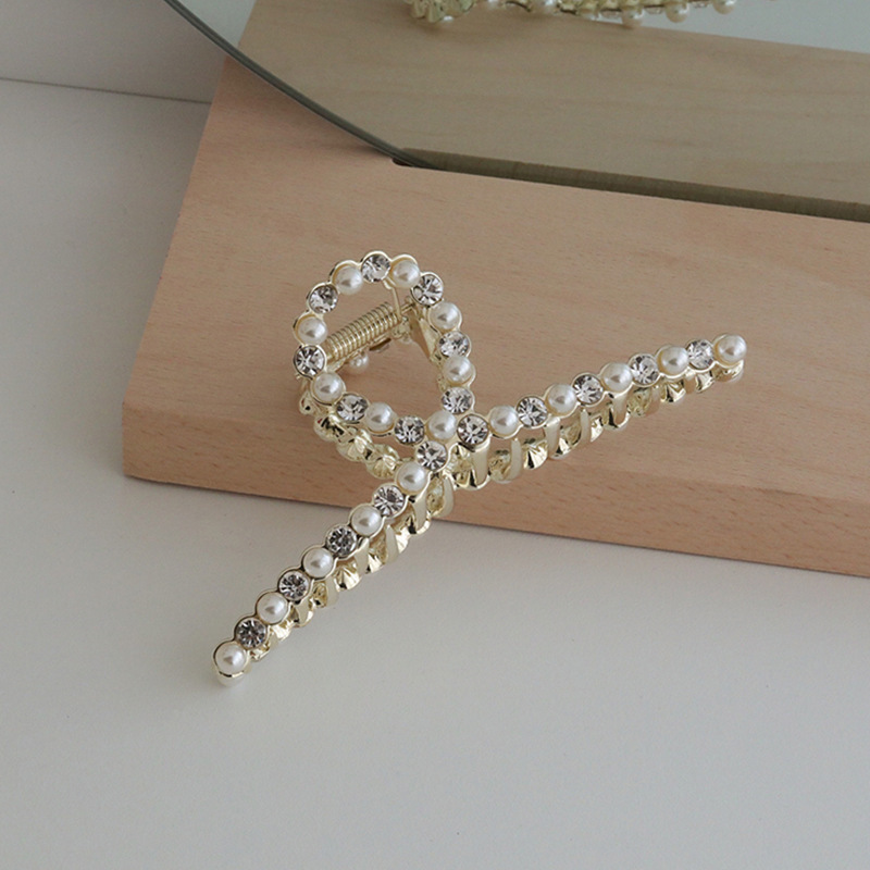 韩国新款珍珠蝴蝶盘发合金抓夹后脑勺大号鲨鱼发夹气质发夹头饰女详情18