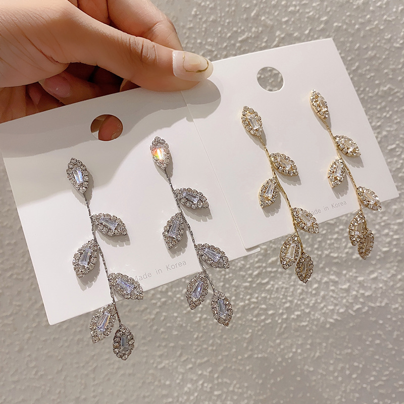 Zircon leaf earrings, long and elegant, versatile earrings S925, exquisite earrings design sense, beautiful stud earrings for women B460 pic 19