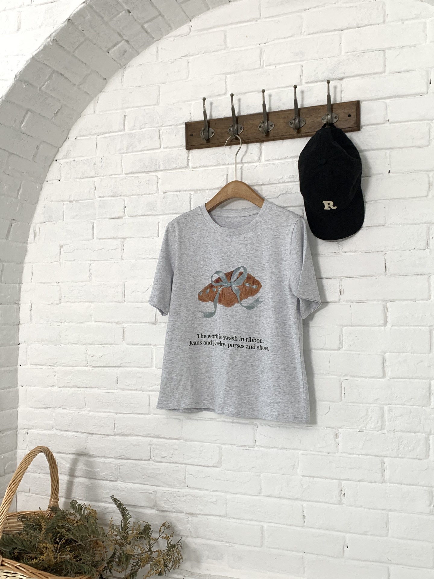 现货 高品质宽松T恤女春夏上衣正肩纯棉短袖夏季设计感韩系打底衫详情6