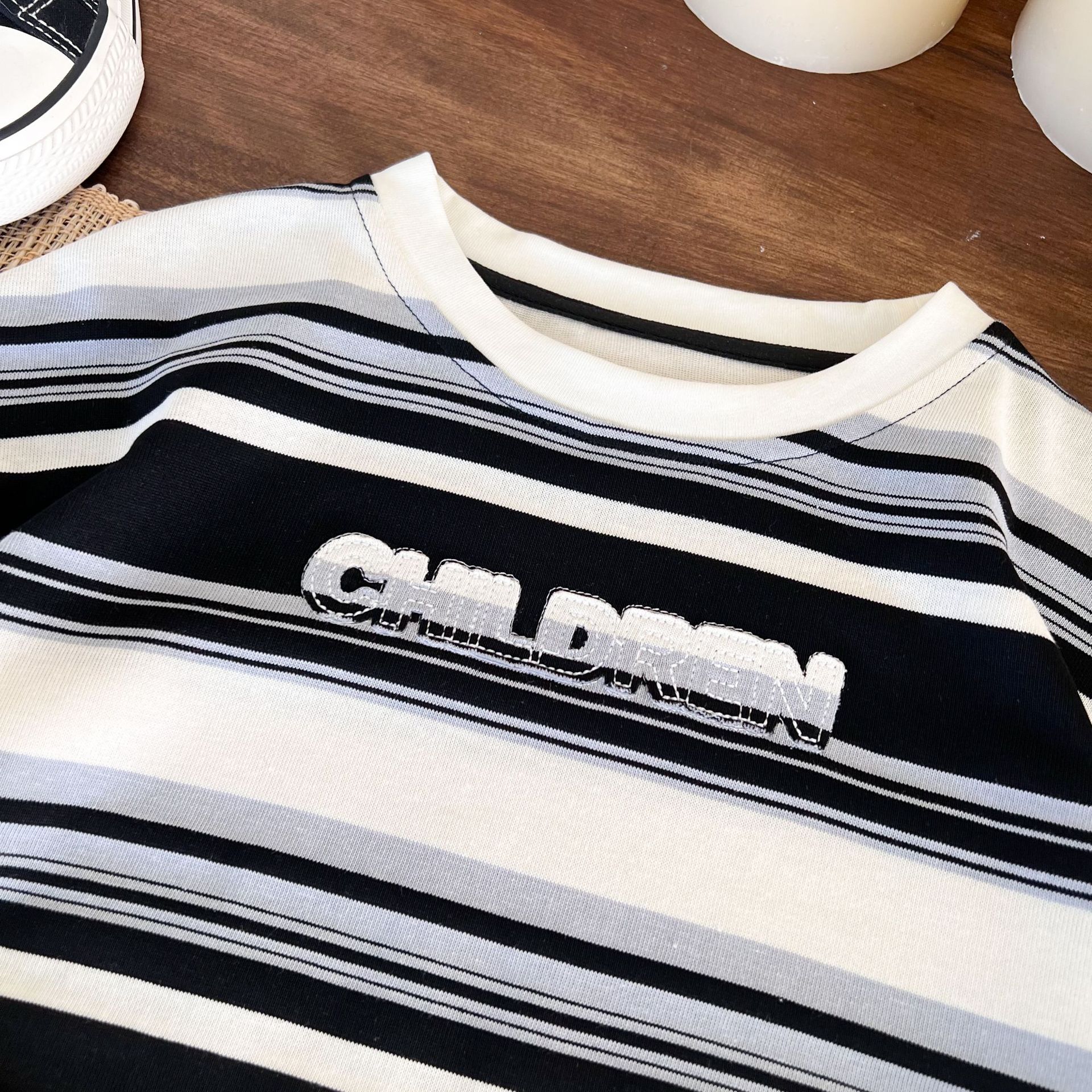 童装短袖2024夏季新款男童撞色混彩休闲条纹T恤儿童字母刺绣潮流T详情3
