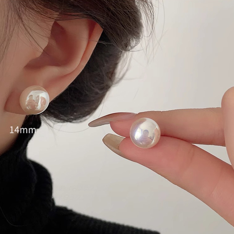 Shi Family Steamed Bun Pink Light Milk White Pearl Stud Earrings S925, pure silver needle, a niche high-end style, versatile new earrings pic 10