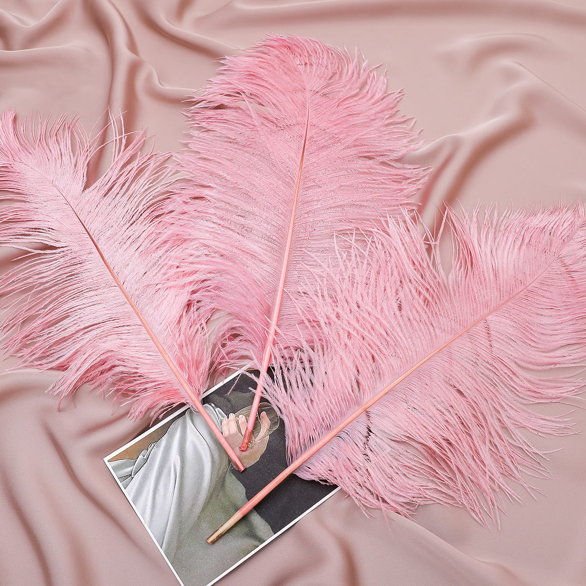 Factory stock: 30-35 cm ostrich feathers, popular vases, top hats, diy pink feather wall, ostrich feathers pic 34