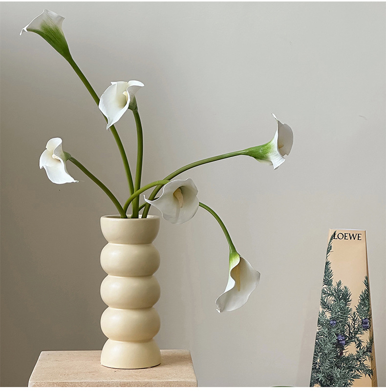 2023 new retro black simple ceramic vase, living room countertop decorative item, home TV cabinet, flower arrangement red vase pic 11