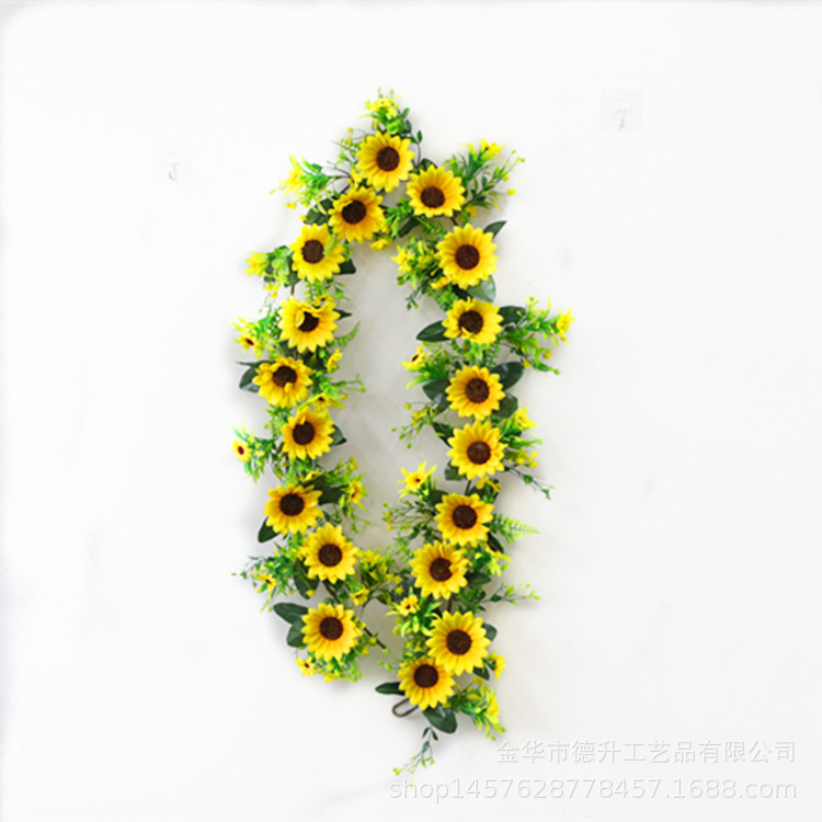 Desheng 2021 Cross-border E-commerce Amazon Bee Festival Spring Scenery Sunflower Rattan Home, Hotel Decoration Factory pic 1