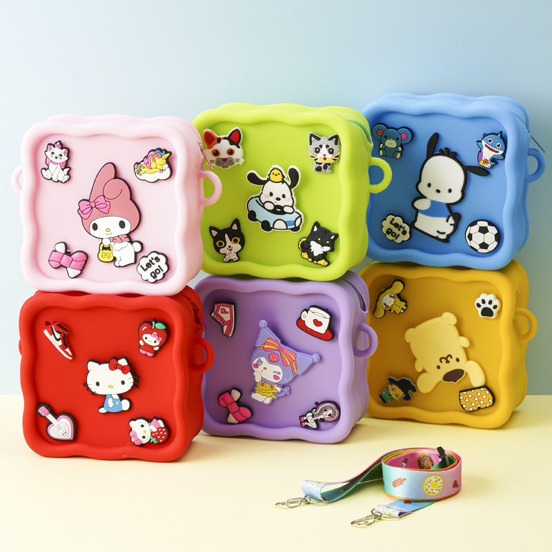 斜跨手提硅胶沙滩包手机收纳包轻便小巧新款卡通diy洞洞钥匙包包沙滩洞洞包详情12