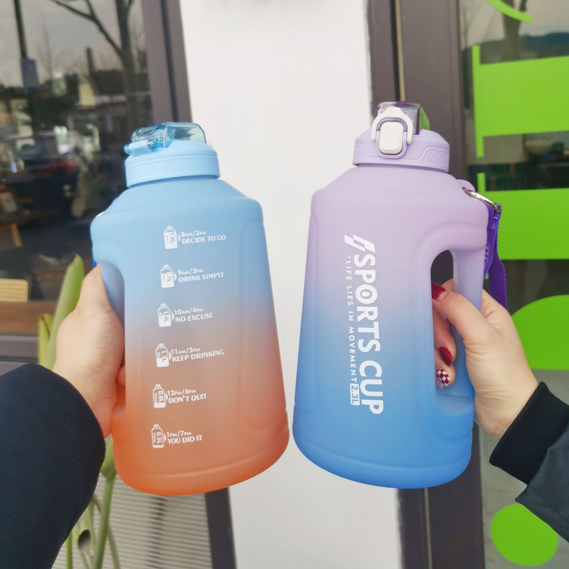 M5-8025 Large capacity ton-ton bucket gradient color sports cup, portable spring lid with straw cup, Amazon pic 2