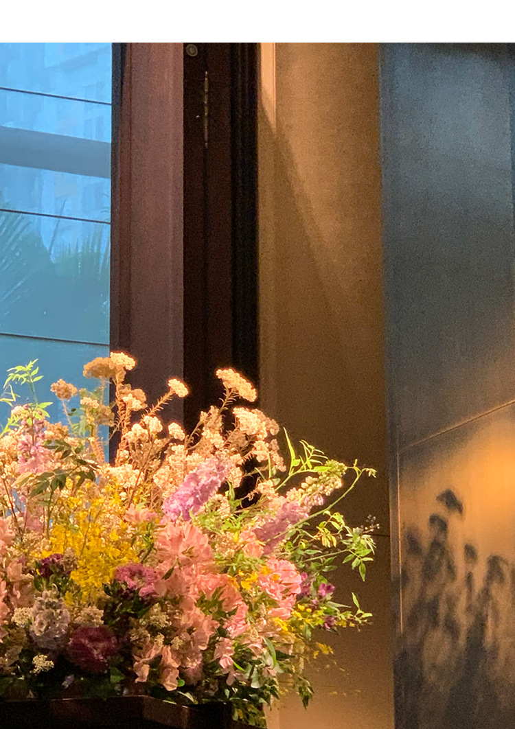 French-american style short slim-fit shoulder T-shirt for women, new summer casual black small flying sleeve top available for delivery pic 2