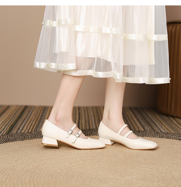 The new 2024 Spring/autumn collection of Mary Jane shoes, featuring a stylish square-toed one-shoulder style, is made of genuine leather with a shallow opening, thick mid-heel, and is a wedding shoe pic 27