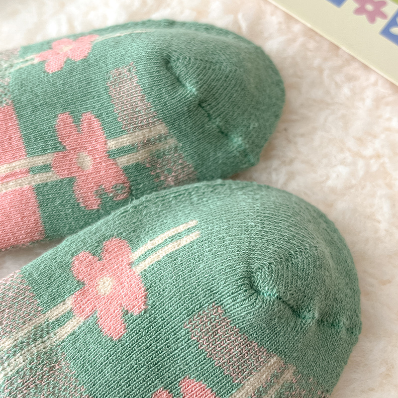 秋冬新品日系清新女袜中筒袜甜美少女厚款保暖百搭袜子批发详情10