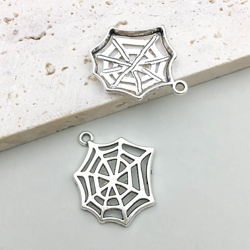 1 new Halloween series retro-style skull skeleton accessory diy self-made jewelry accessory pic 2