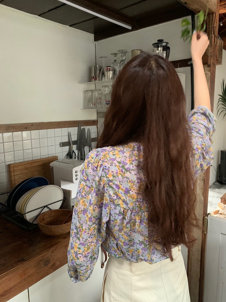 女装 ins长袖碎花雪纺衬衫女2021新款春季韩版宽松休闲单排扣上衣详情3