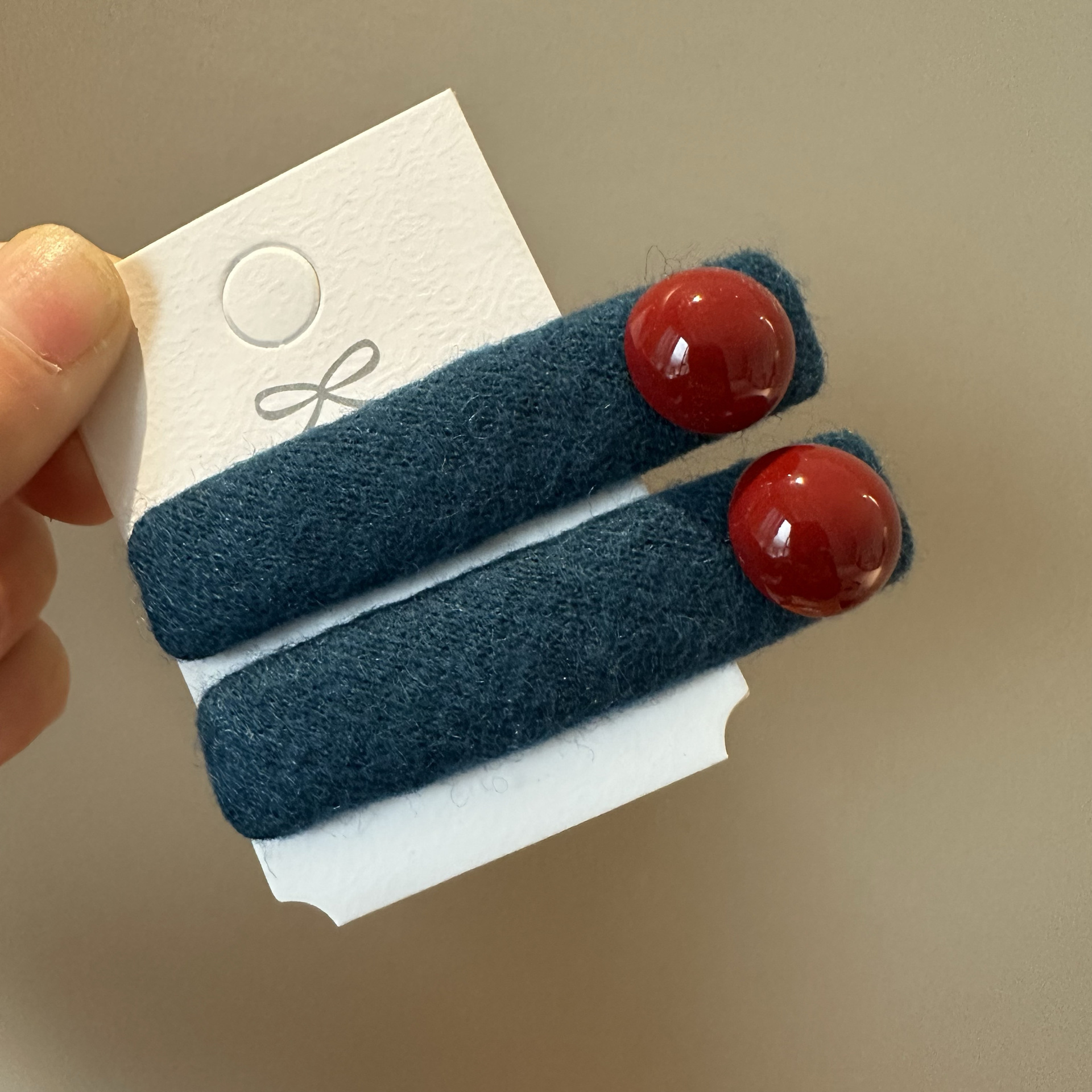 2025红珠子蓝色发夹小众发饰侧边夹头饰秋冬新款碎发刘海夹发卡详情6