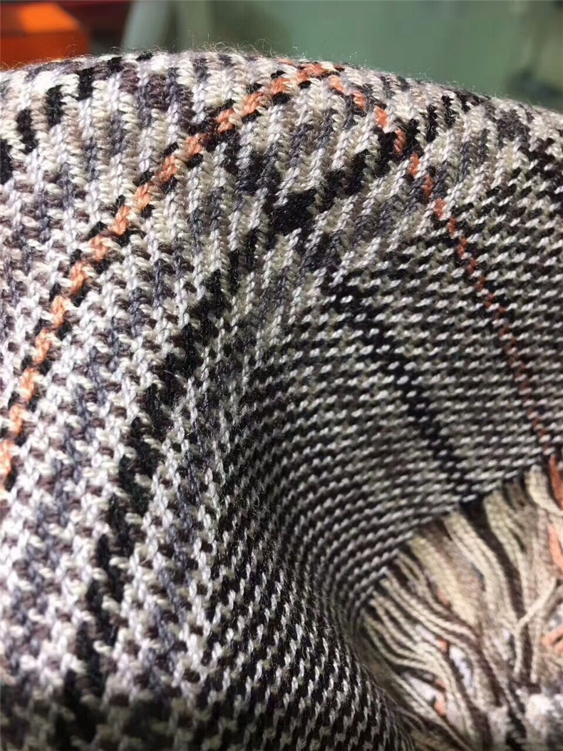 英伦格子围巾女冬季 羊绒混纺字母大披肩 千鸟格流苏潮牌羊绒围巾详情49