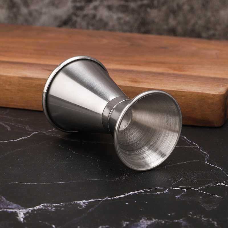 A 9-piece stainless steel cocktail shaker, cocktail shaker and mixing tool set with a bamboo base for storage pic 11