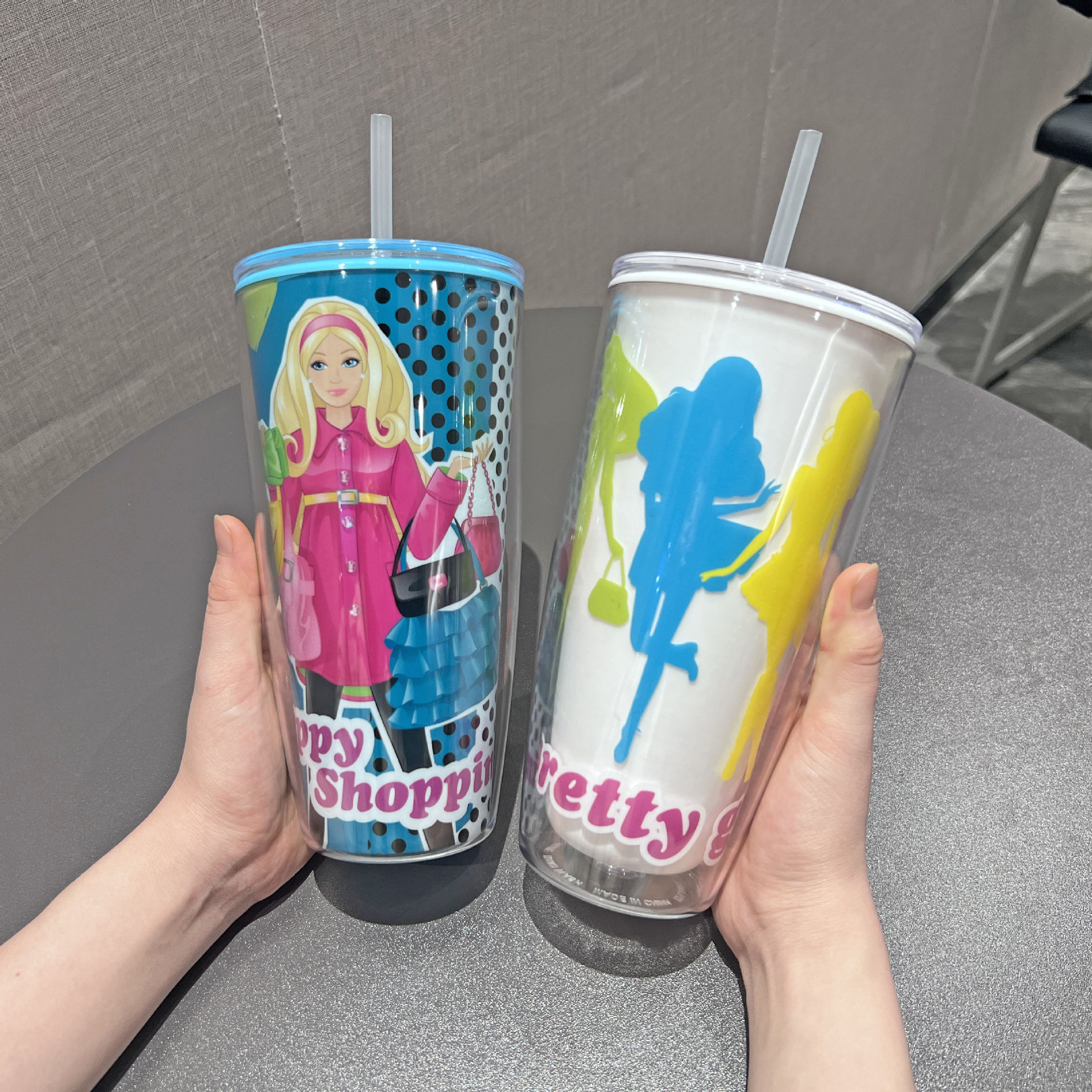 Wholesale of new summer internet-famous couple cups, plastic straw cups, and large-capacity plastic water cups for export with vertical patterns and straight bodies pic 7