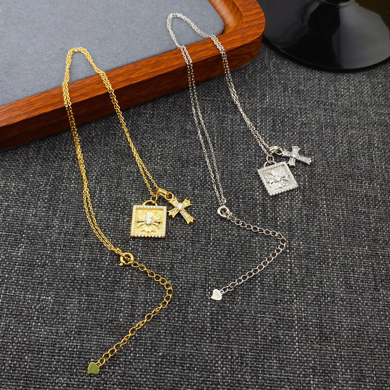 S925银十字花吊坠几何方形项链微镶轻奢电镀真白金颈链气质锁骨链详情19