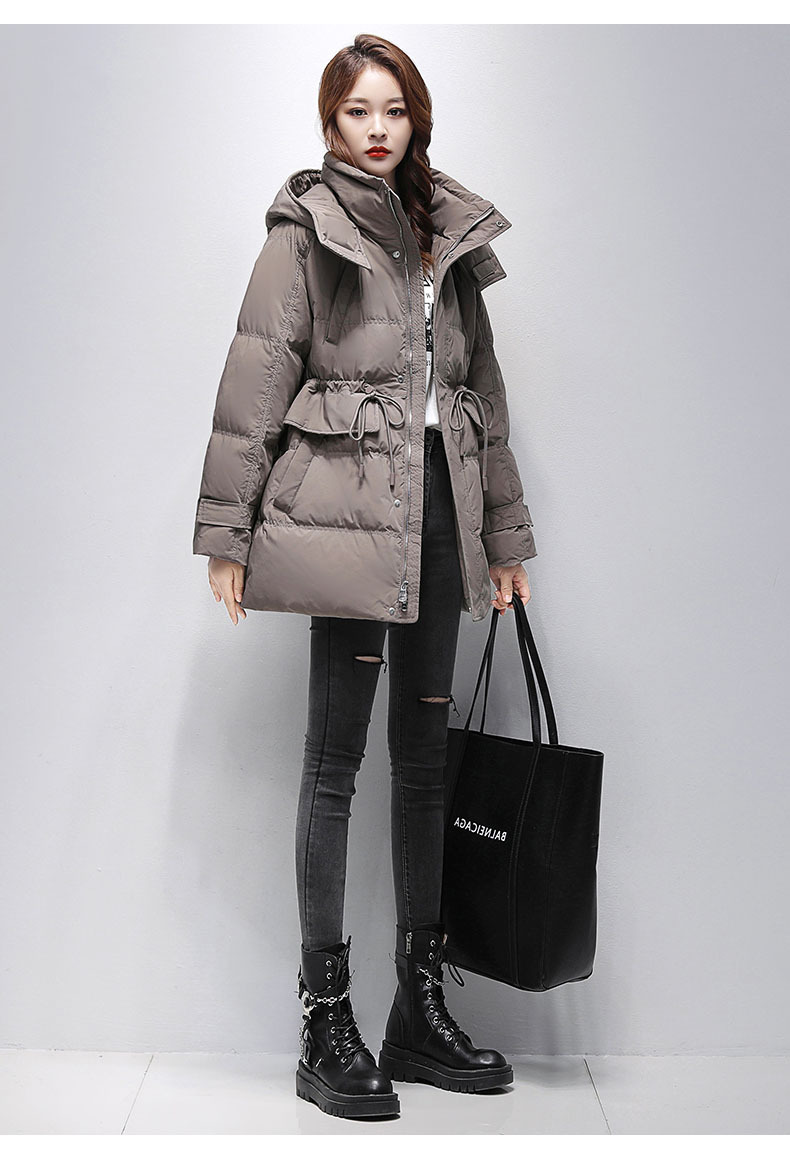The new design of the down cotton-padded jacket for women in the autumn and winter of 2022, featuring a unique style and thickened Korean-style cotton-padded jacket pic 1