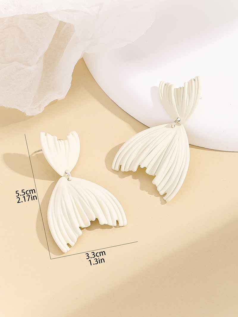 铜喷漆美人鱼尾高级感耳环女法式优雅气质轻奢耳饰品百搭耳钉批发详情4