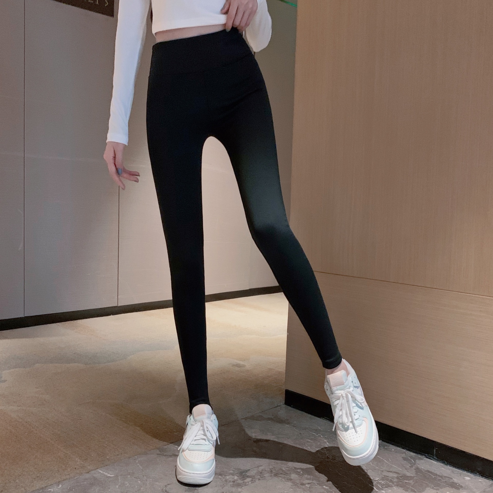 Three-point shark pants leggings for women, five-point summer thin tight-fitting outerwear, and nine-point letter-shaped belt-cinching and hip-lifting Barbie pants pic 59