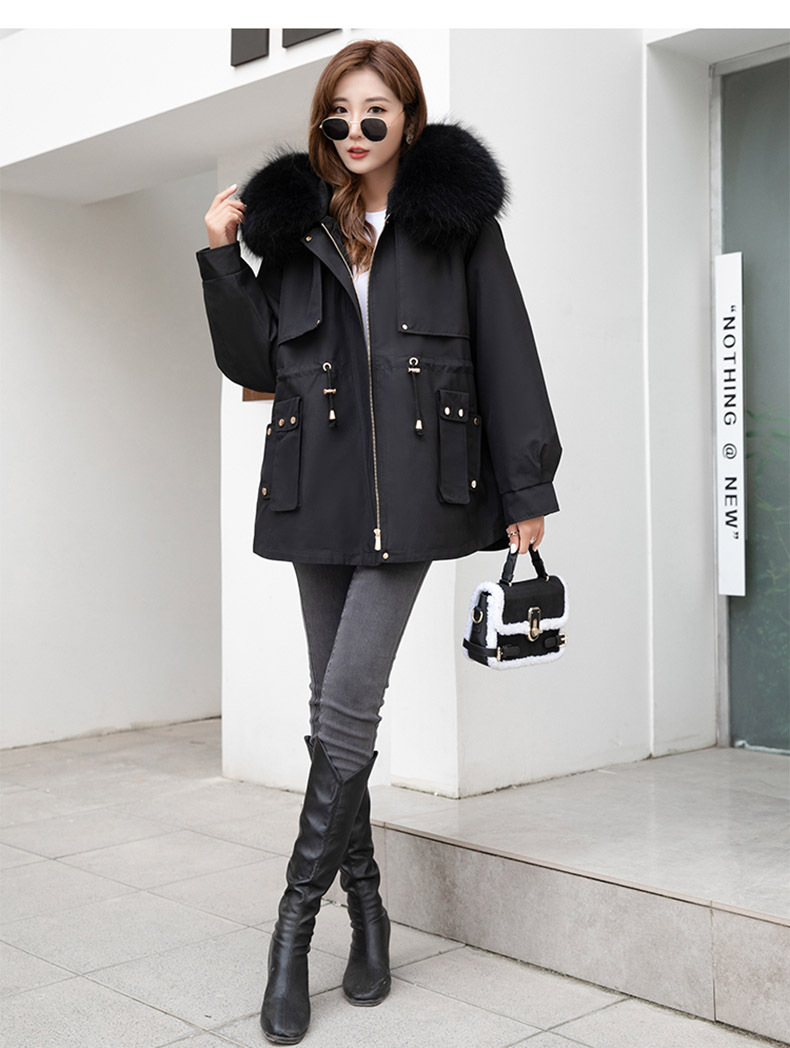 The real photographer overcomes the short and petite girl with a detachable inner liner made of rex rabbit fur 貉子 fur collar haining fur coat for winter pic 24