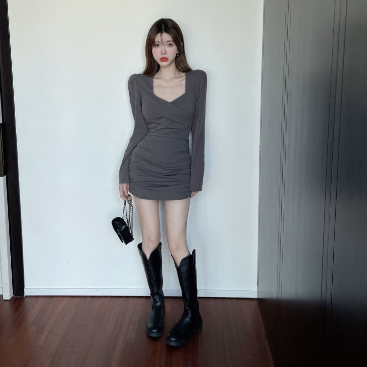 大码女装胖MM纯欲辣妹气质紧身包臀裙秋冬新款高级感轻熟风连衣裙详情10
