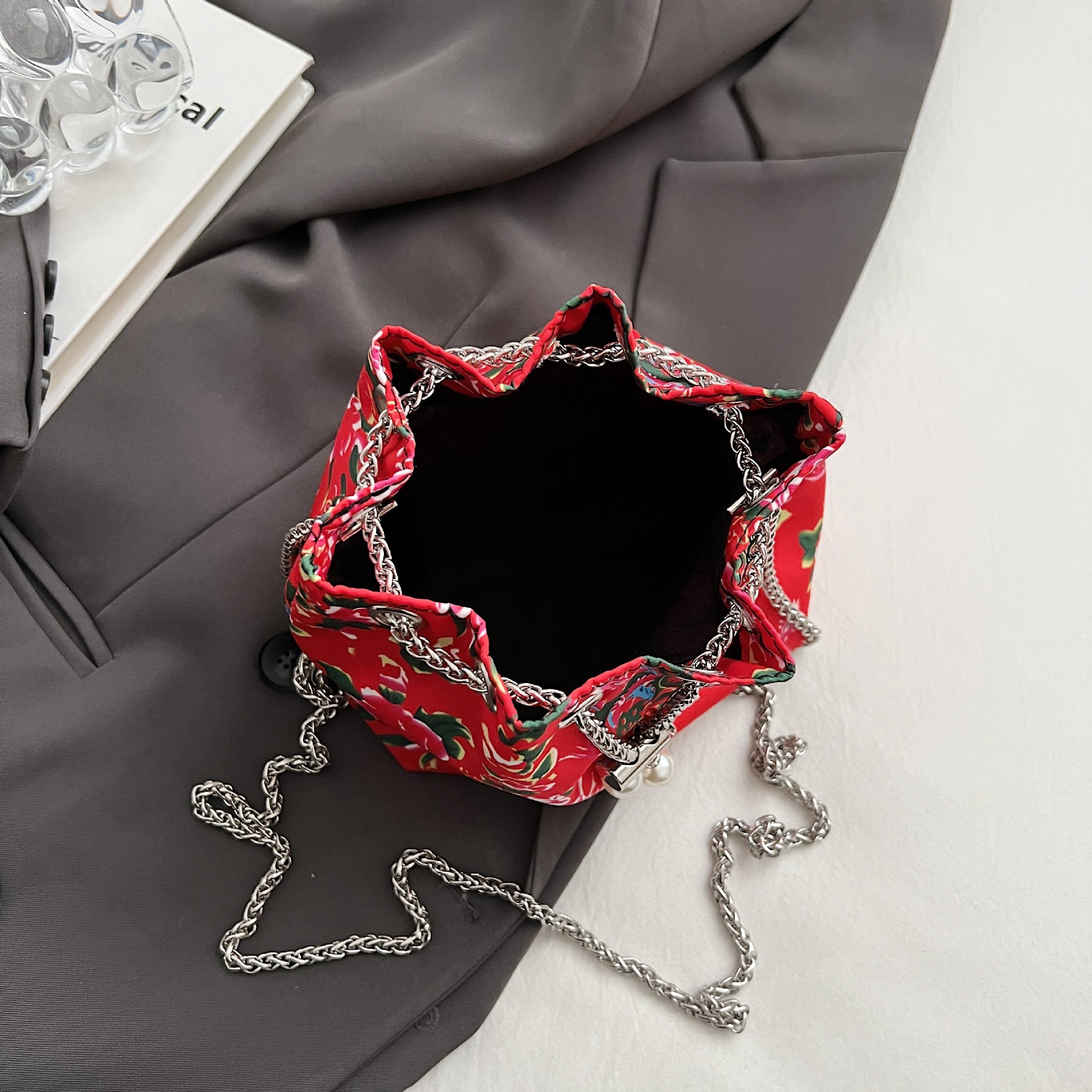 花棉袄潮酷水桶包新款2024春季个性民族风单肩包国潮复古斜挎女包详情76