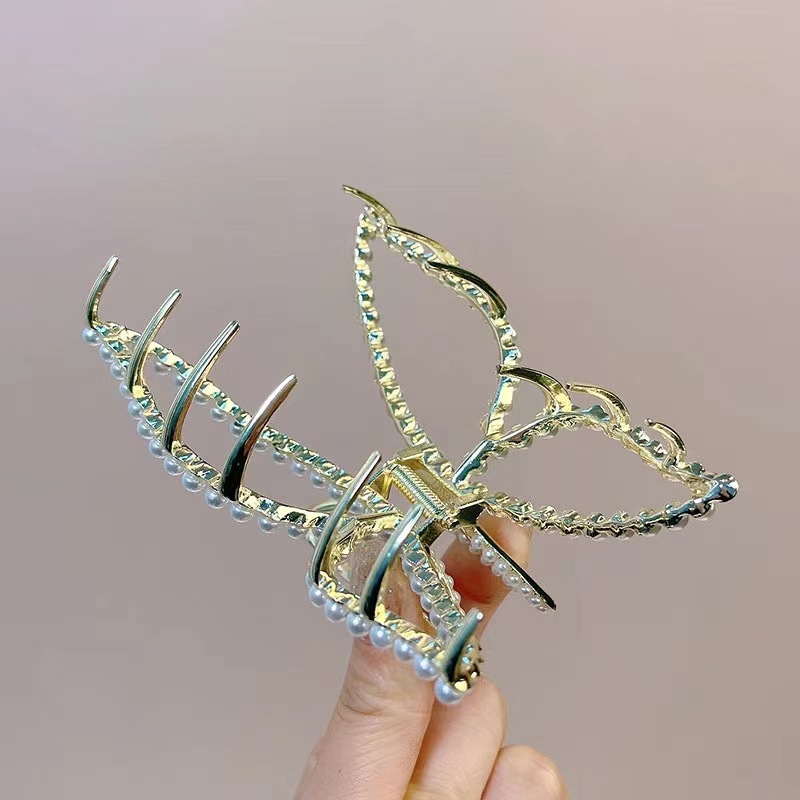 韩国新款珍珠蝴蝶盘发合金抓夹后脑勺大号鲨鱼发夹气质发夹头饰女详情7