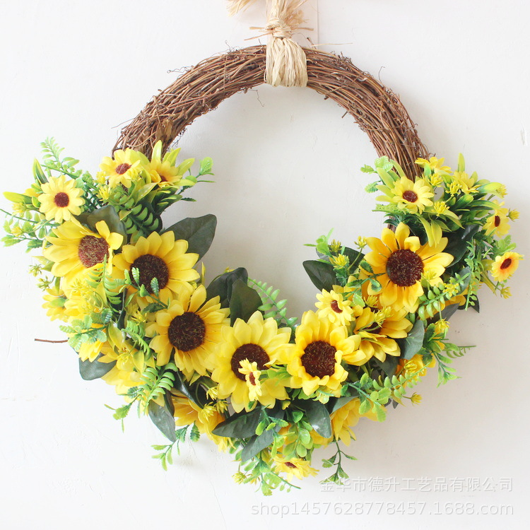 Desheng Cross-border E-commerce Amazon Spring Sunflower, Bee Festival Wreath Home Decoration Factory Wholesale pic 7