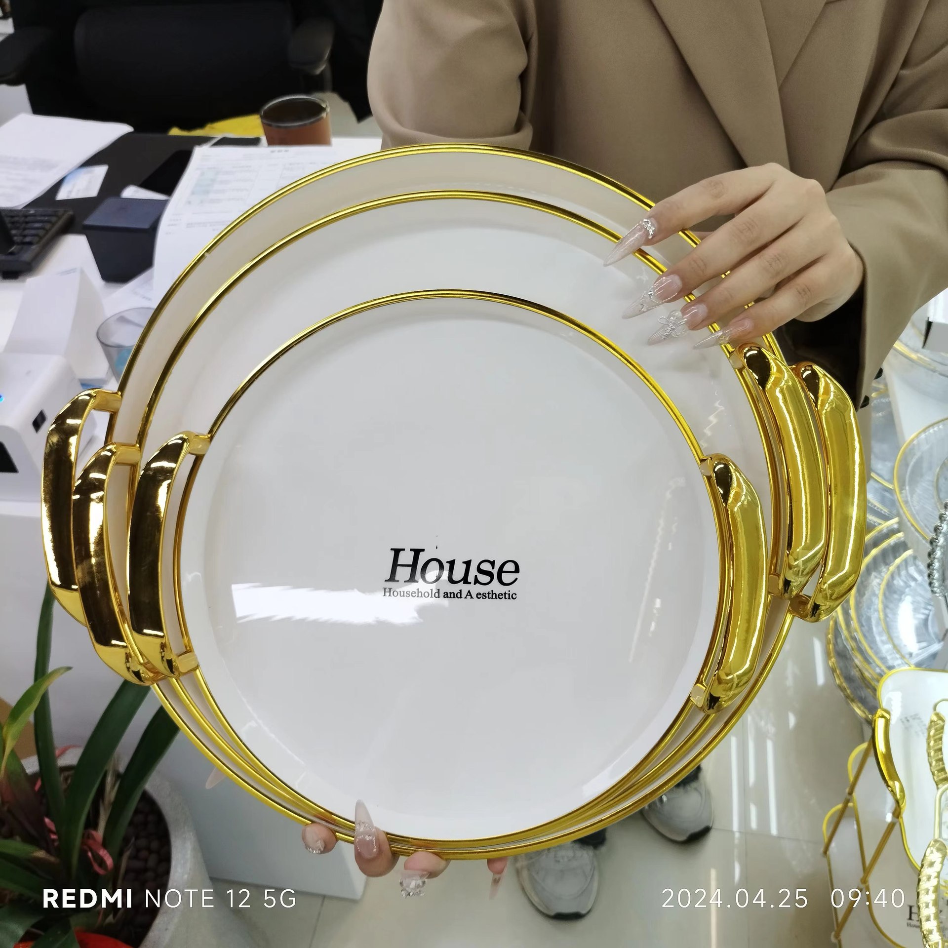 跨境高级感餐酒店用水果托盘 长方形圆形塑料PET套装 饮料盘子 盘香水风味果盘套装详情5