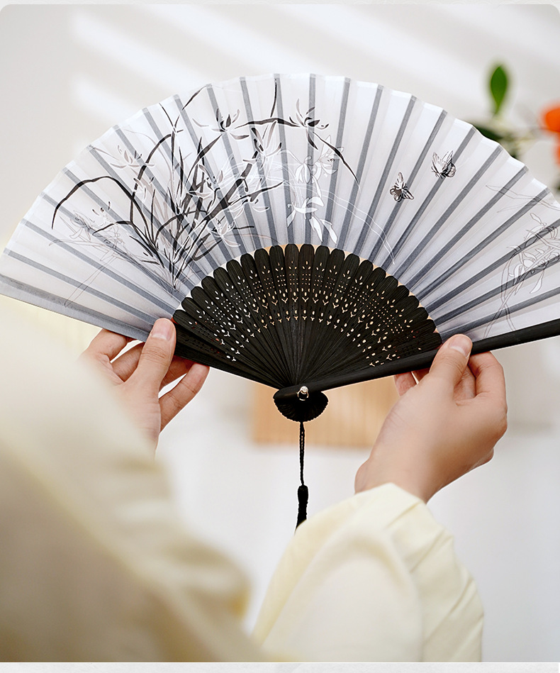 古风扇子折扇中国风汉服旗袍男女舞蹈夏季随身便携折叠流苏小巧扇详情6