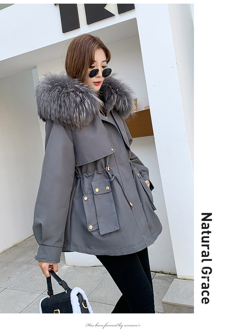 The real photographer overcomes the short and petite girl with a detachable inner liner made of rex rabbit fur 貉子 fur collar haining fur coat for winter pic 11