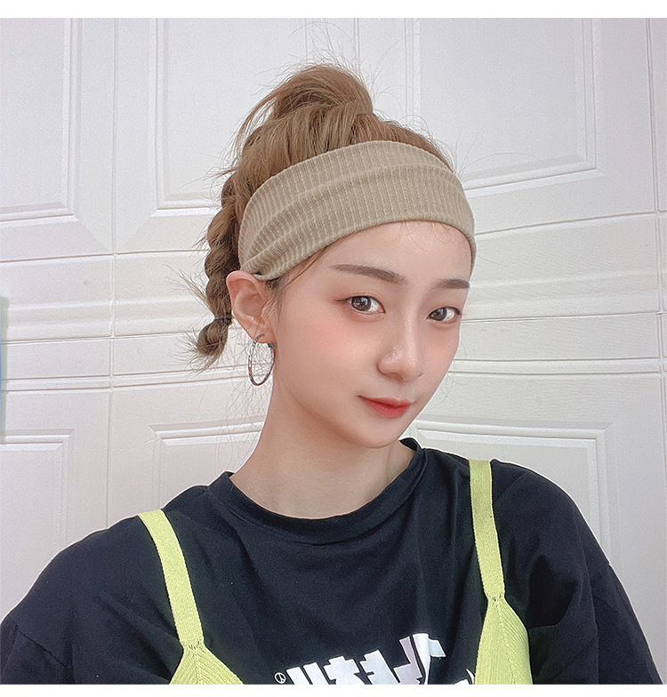 The same style of sports hair band as Ouyang Nana, versatile for female Internet celebrities, sweat-absorbing, running out, knitted woolen headscarf for women pic 12