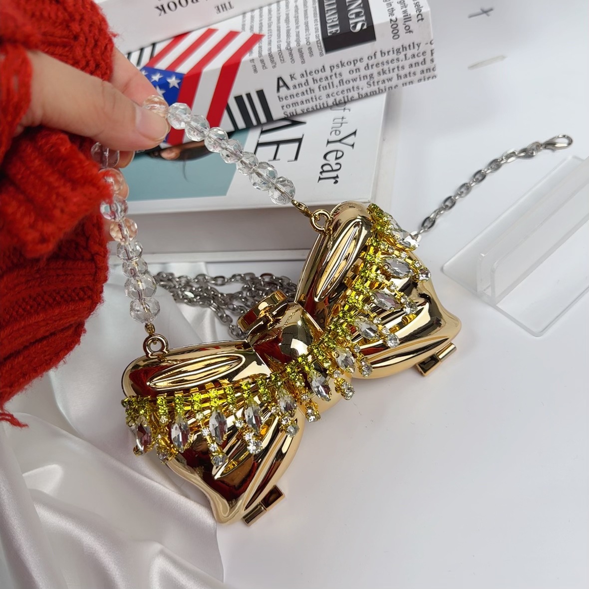 Verano 2025 nuevo mini accesorio pequeño maquillaje fresco bolsa espejo cadena crossbody bolsa mujer con diamantes lazo pic 8