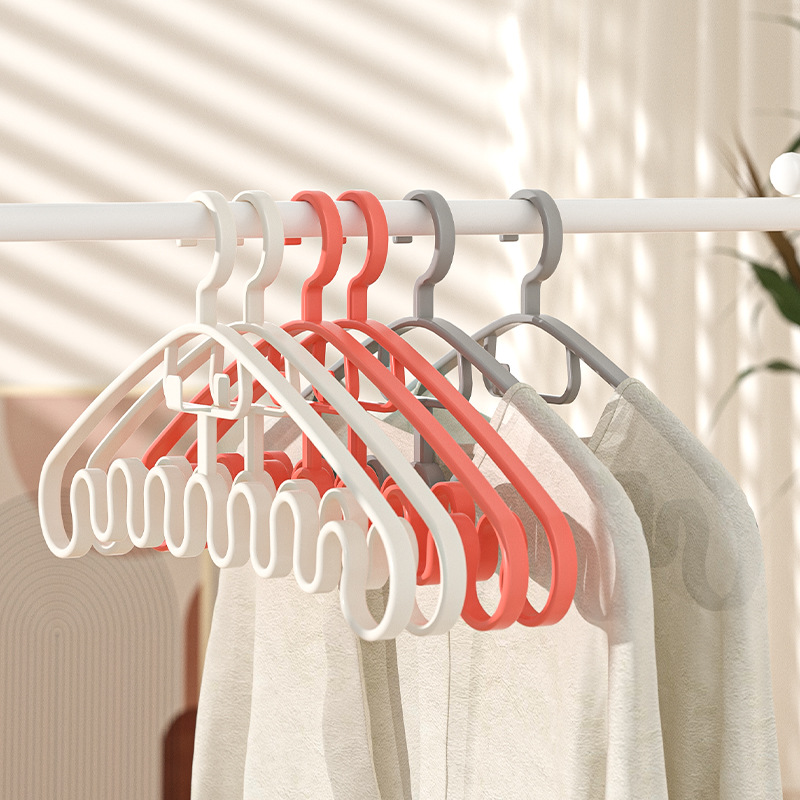 现货8钩实木多功能衣架家用挂大衣内衣吊带收纳神器复古原木衣架D详情1