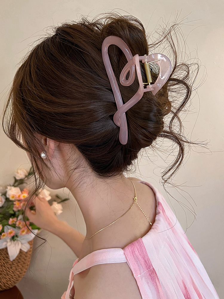 亚克力爱心抓夹女高级感气质鲨鱼夹发夹后脑勺夹子头饰简约发卡春详情5