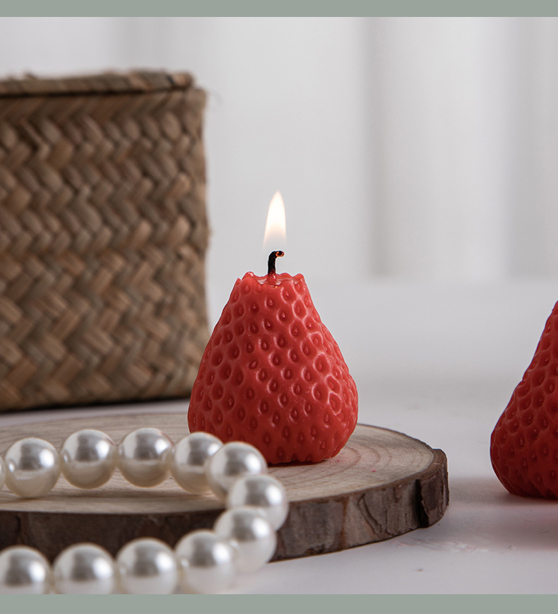 Wholesale of soy wax scented strawberry candles in gift box set. Cute and creative birthday gifts. Strawberry scented candles pic 14