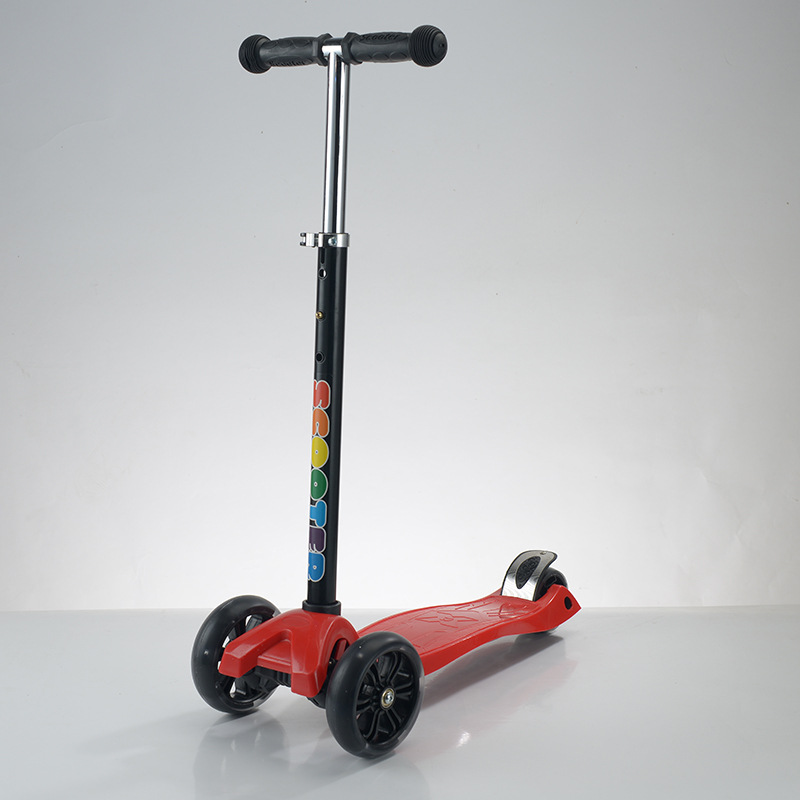 工厂批发儿童3-6-8岁脚踏PU带灯大轮可调节滑行车scooter滑板车详情7