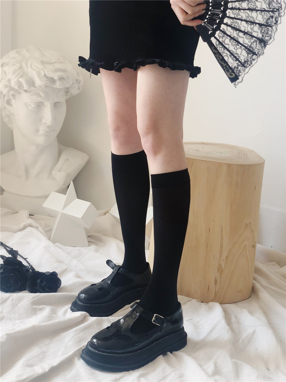 Classic and versatile jk black and white mid-calf knee-high socks that can be worn all year round, featuring non-permeable velvet calf socks pic 24