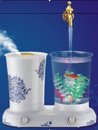 Small portable cartoon-shaped fish tank, mini and cute acrylic small aquarium pic 17