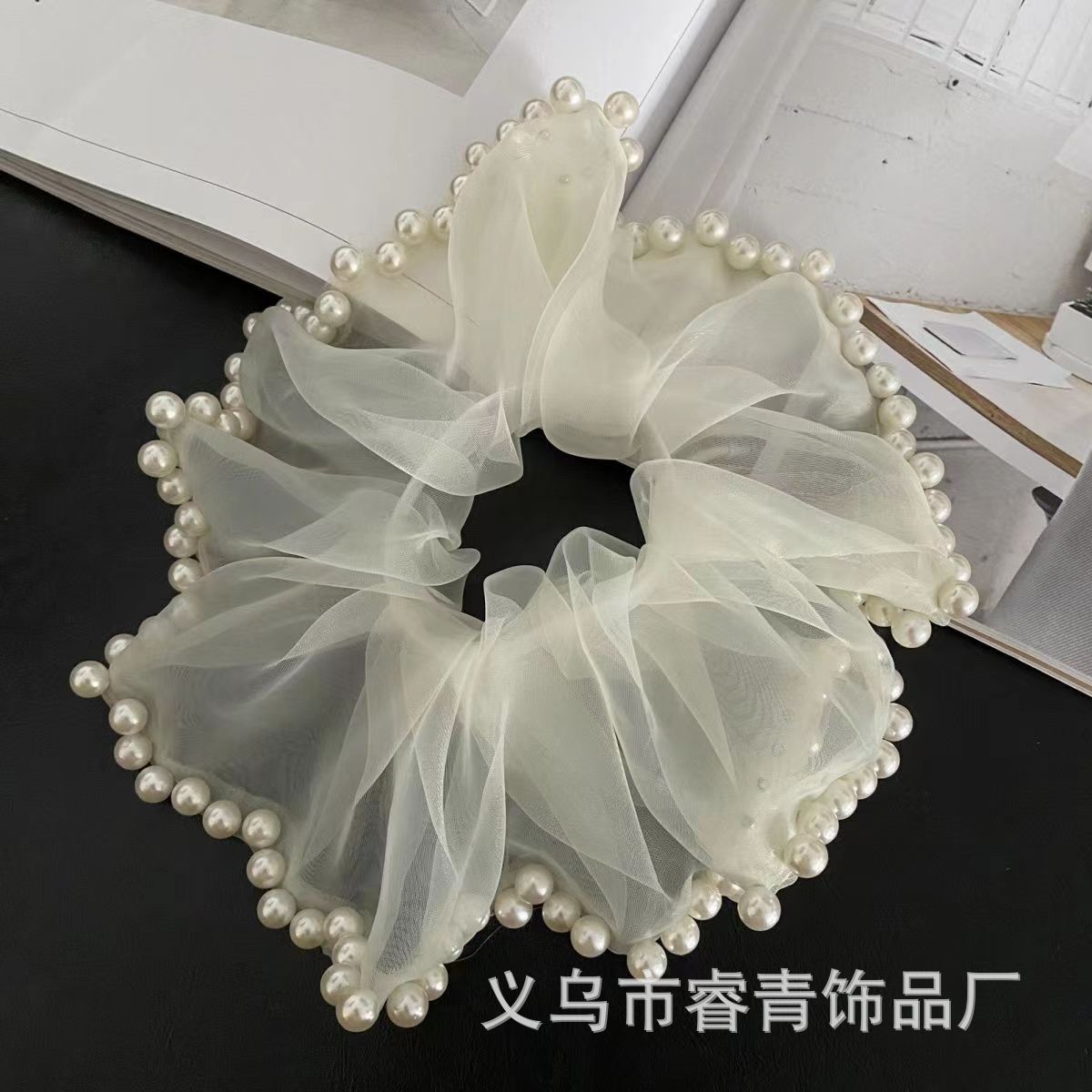法式优雅高颜值珍珠发圈超大网纱百搭大肠发圈欧根纱钉珠皮筋爆款详情7