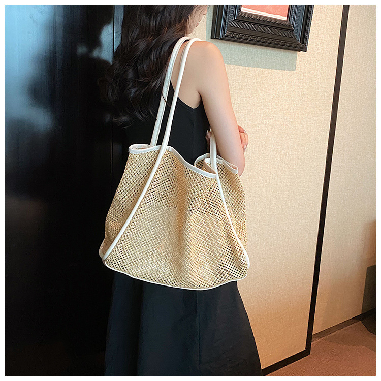 今年流行大容量草编包包女2023新款时尚通勤单肩包夏天编织水桶包详情20