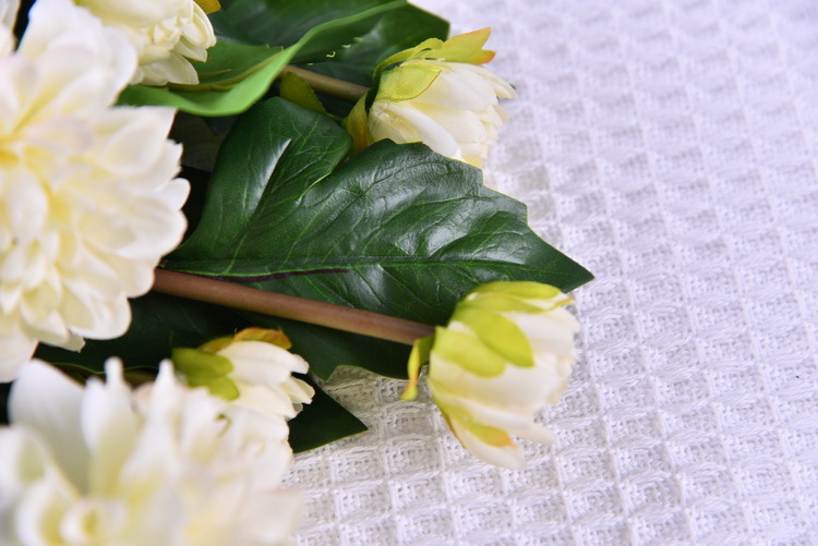 Huazhi Artificial Flower Xiaoli Flower, high-end artificial Xiaoli Chrysanthemum, Home wedding model room decoration Artificial Flower Xiaoli Flower pic 12