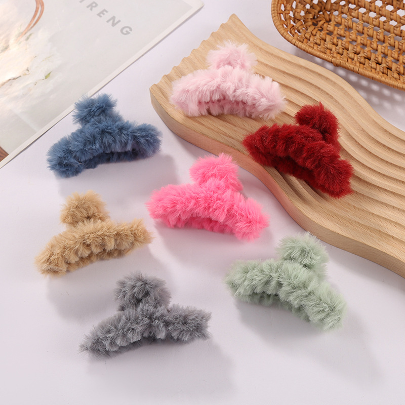 ins popular shark clip autumn and winter plush semi-tied hair clip, sweet and fluffy mini shark clip hair accessory wholesale pic 3