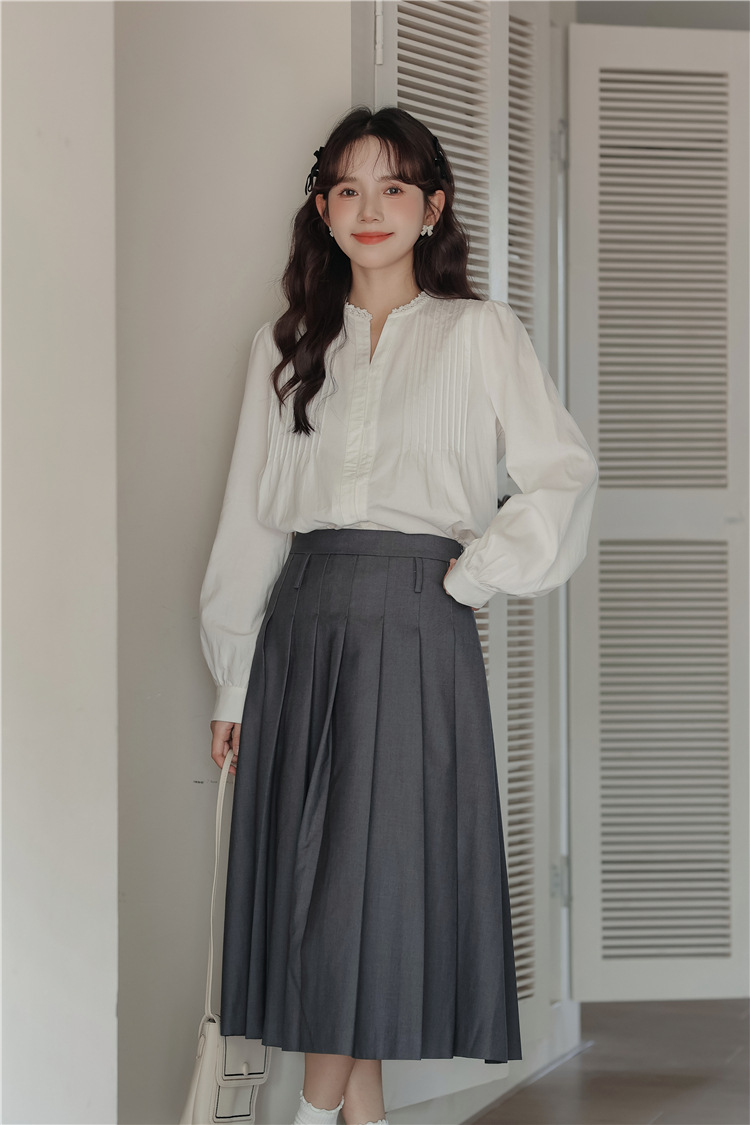 2024秋季新款韩版法式v领蕾丝衬衣女设计感褶皱长袖衬衫宽松上衣详情4