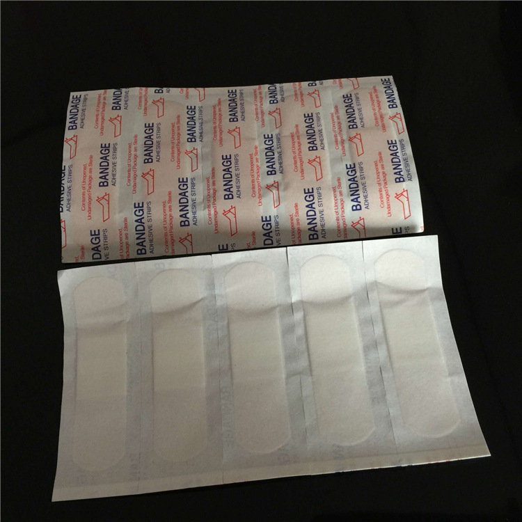 Foreign trade version band-aid, skin-colored PE waterproof breathable band-aid, 72*19mm, external dressing band-aid, English version pic 1