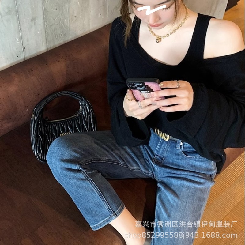 A two-piece set of woolen sun protection long-sleeved knitted top and vest for women in Spring/Summer 2024, featuring a thin, loose and casual cardigan T-shirt pic 20