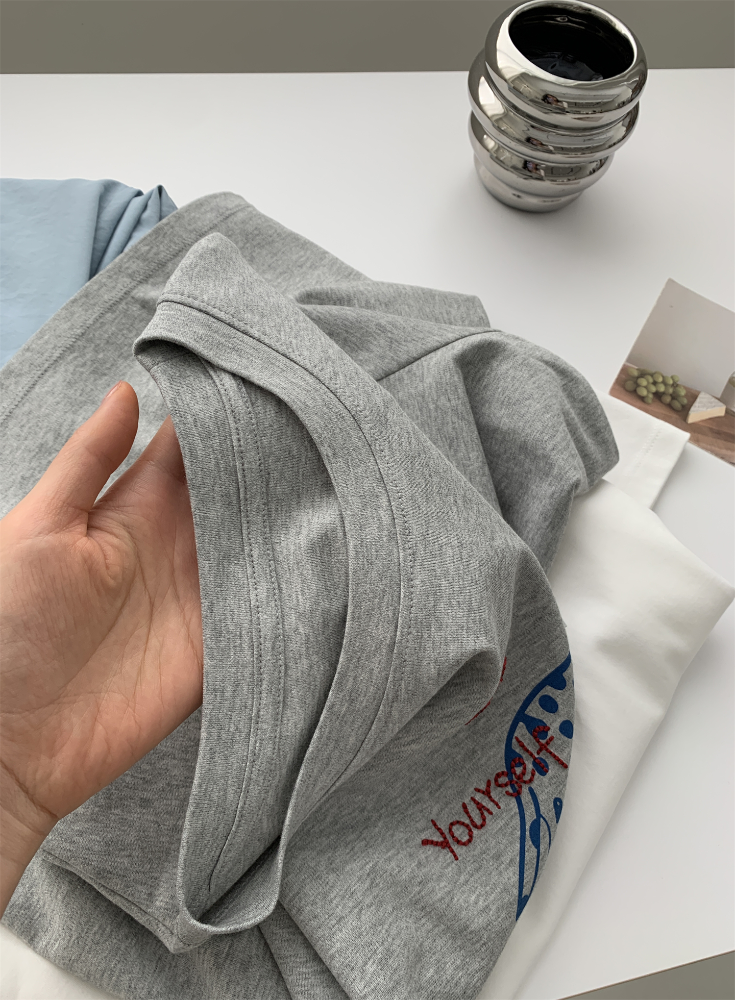 A trendy Korean-style loose and casual short-sleeved T-shirt with a bow and spotted dog print for women in summer, featuring pure cotton embroidery pic 18